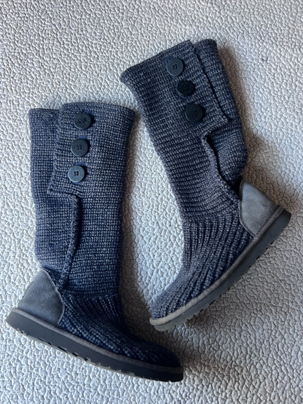 UGG Classic Cardy II Gray Knit Boots Size 6